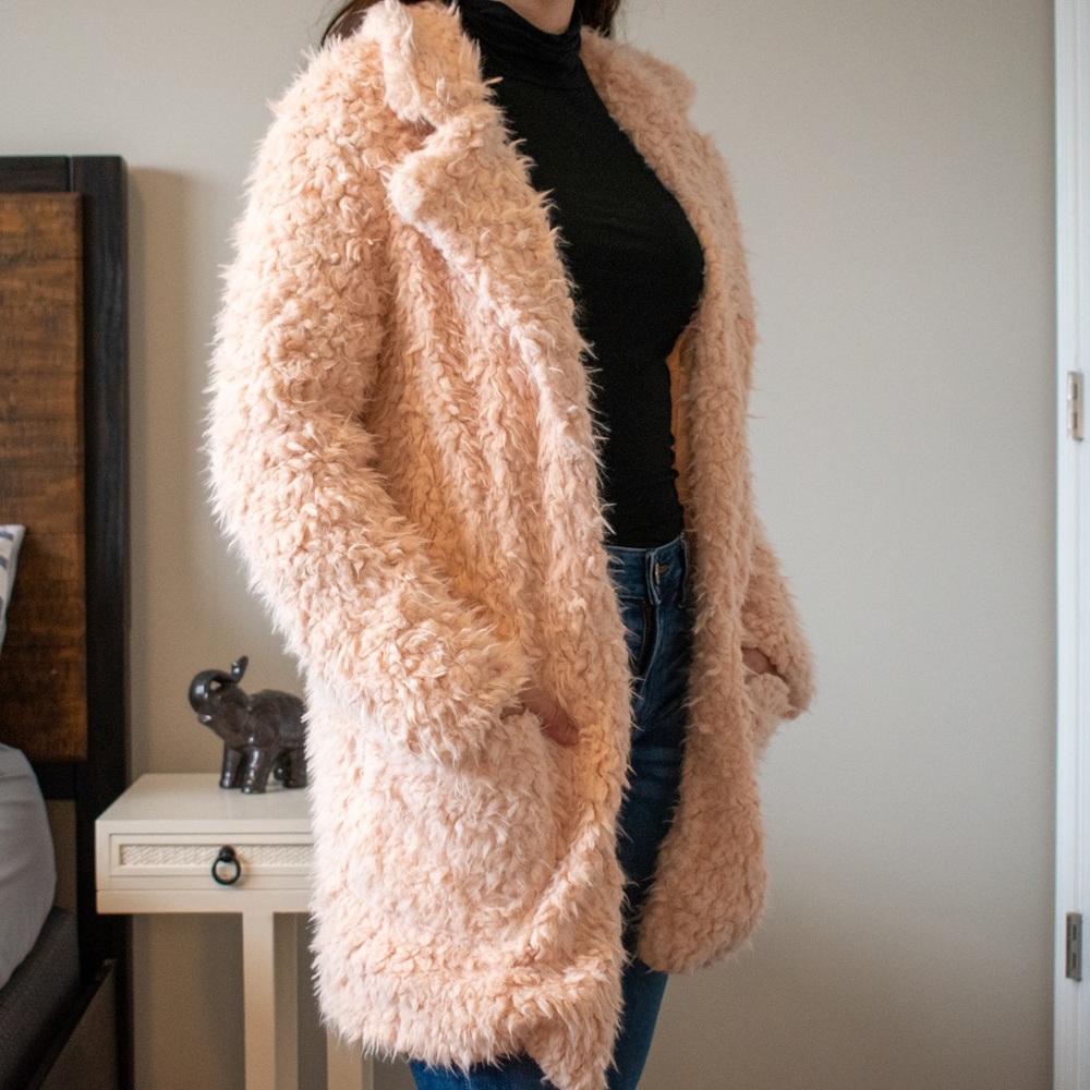 SOLD Trendy light pink cardigan